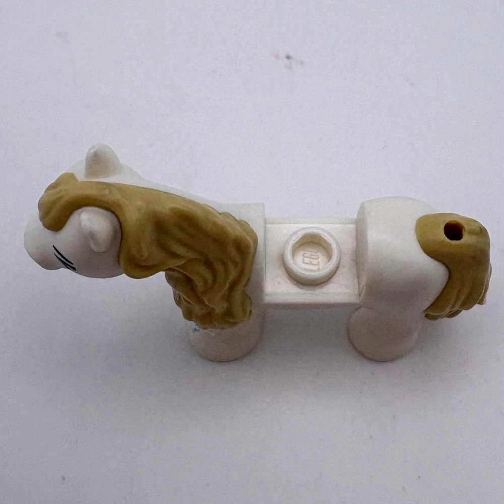 LEGO Friends White Horse w/ Tan Mane and Tail Animal Figure Mini Doll Accessory